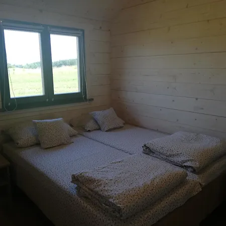 Mazury Nad Stawem Lodge *
