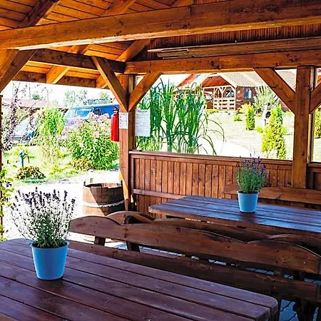 Nad Stawem Mazury D4 *